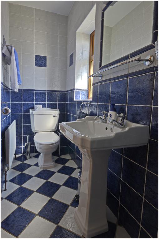 Oranhill Lodge Guesthouse Oranmore Esterno foto