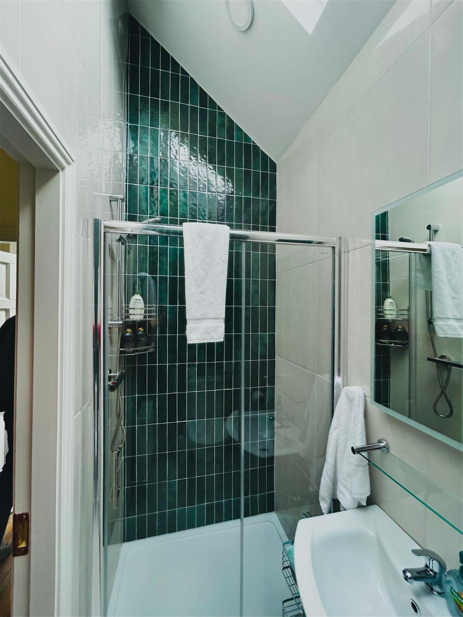 Oranhill Lodge Guesthouse Oranmore Esterno foto
