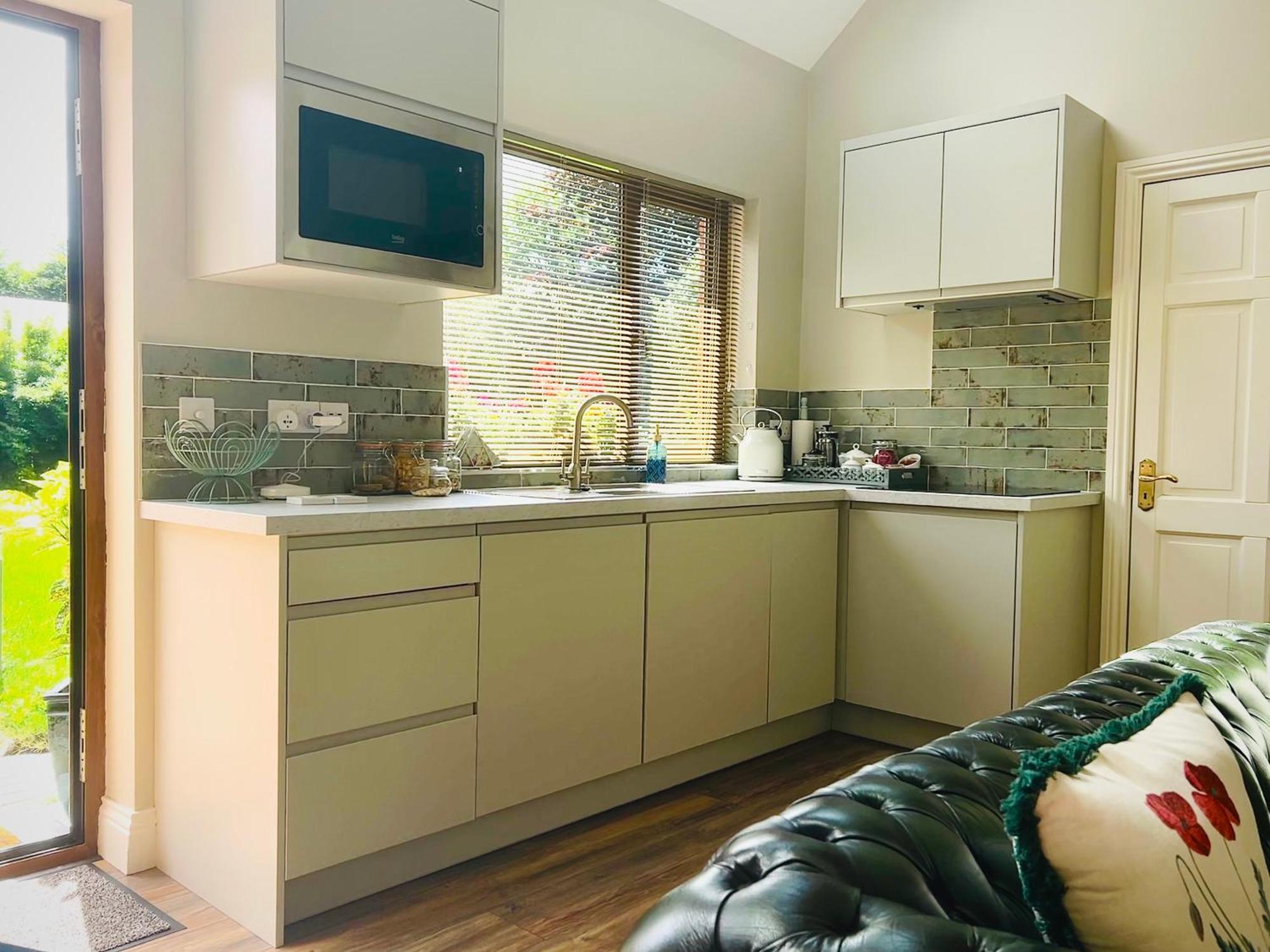 Oranhill Lodge Guesthouse Oranmore Esterno foto