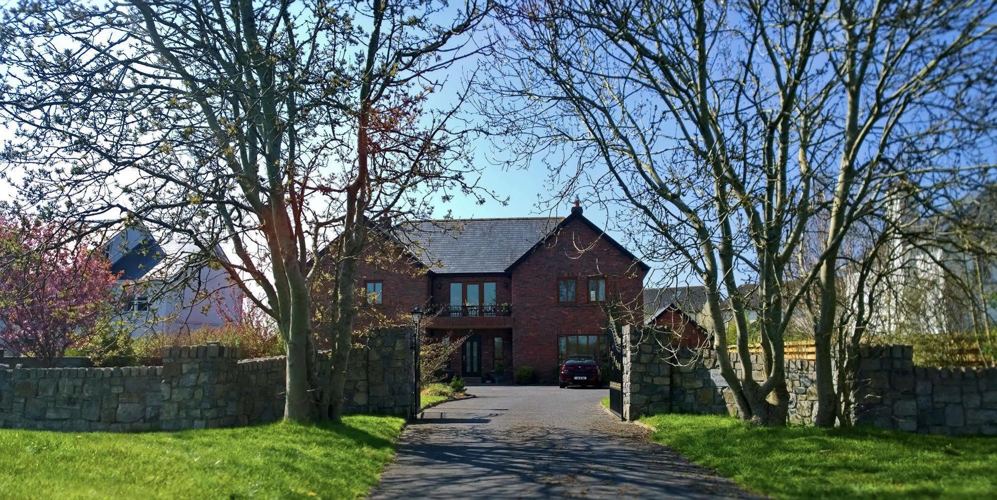 Oranhill Lodge Guesthouse Oranmore Esterno foto